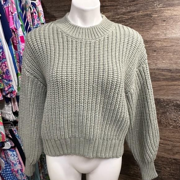 H&M Women's Sage Green Cable Knit Sweater - Picture 1 of 11